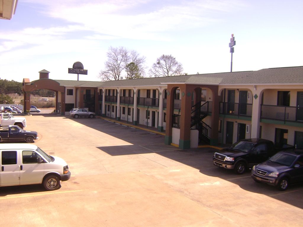 Garden Inn & Suites Hogansville Exterior photo
