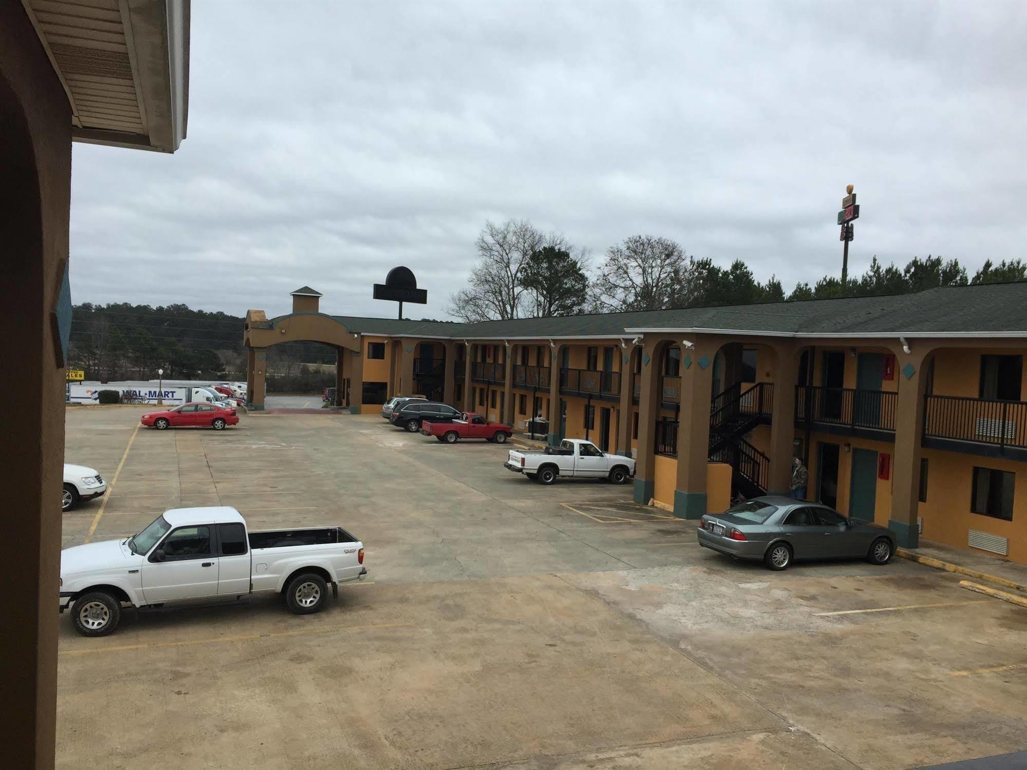 Garden Inn & Suites Hogansville Exterior photo