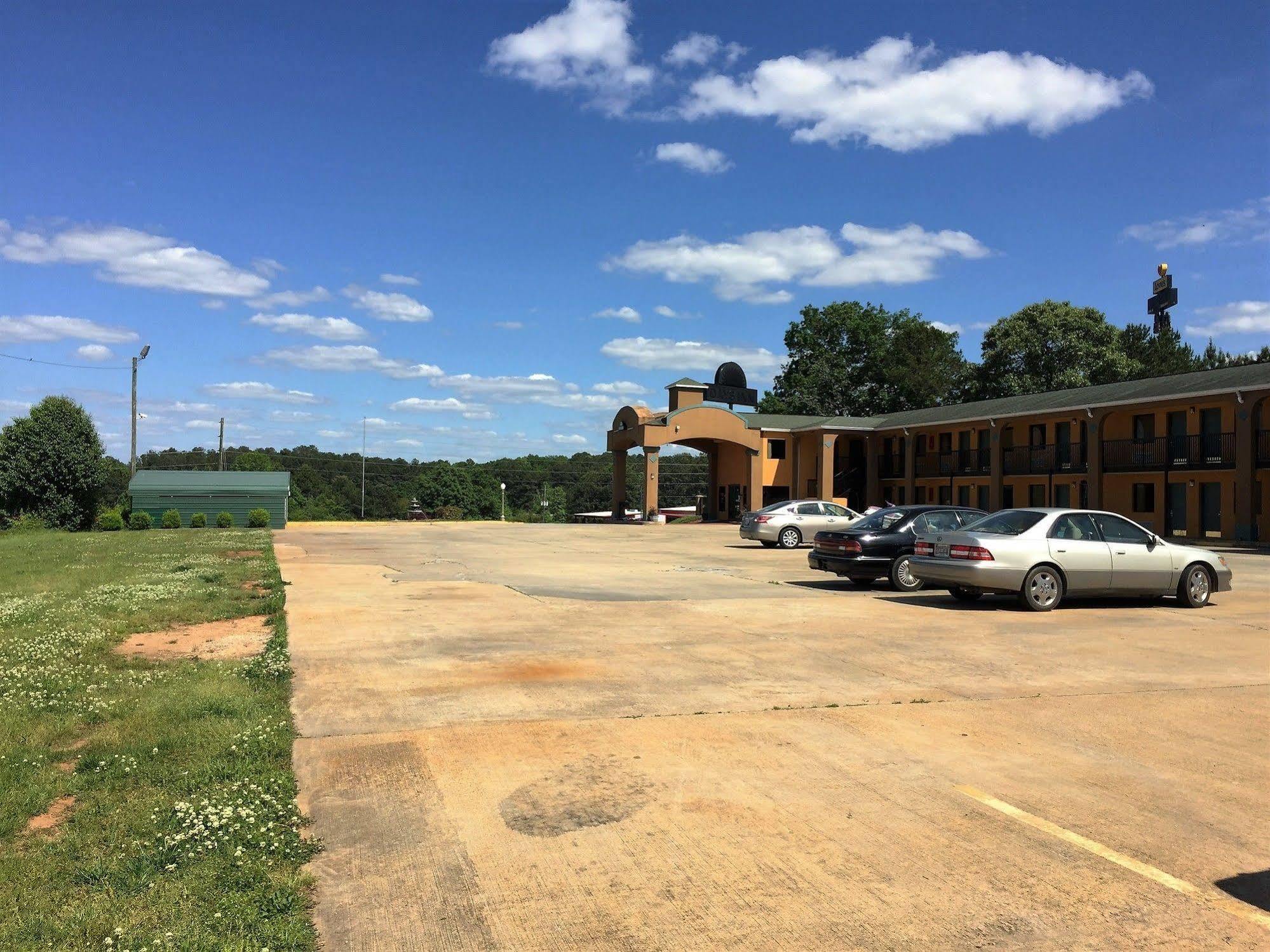 Garden Inn & Suites Hogansville Exterior photo