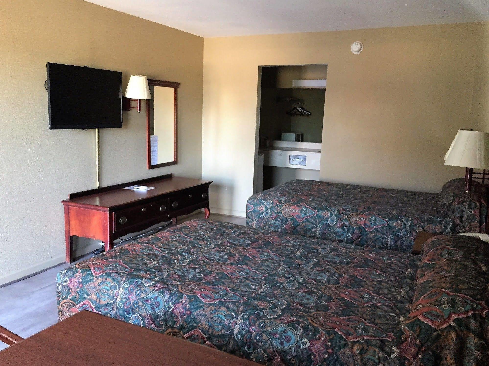 Garden Inn & Suites Hogansville Exterior photo
