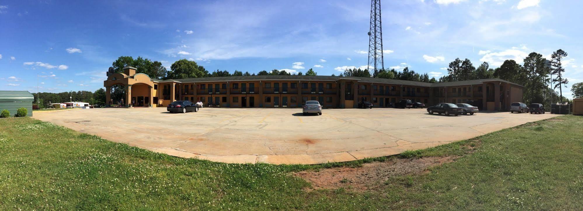 Garden Inn & Suites Hogansville Exterior photo